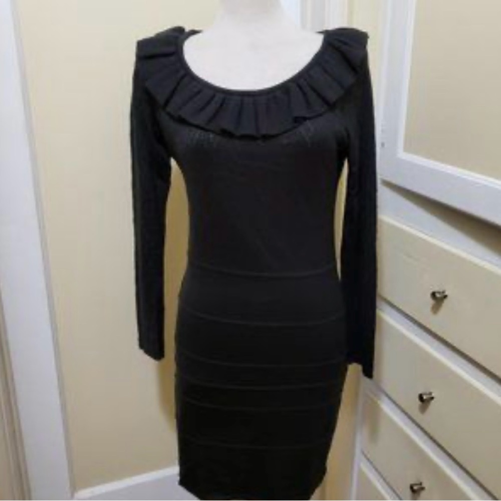 Venus Ruffle Sweater Dress XS Perfect for Holidays